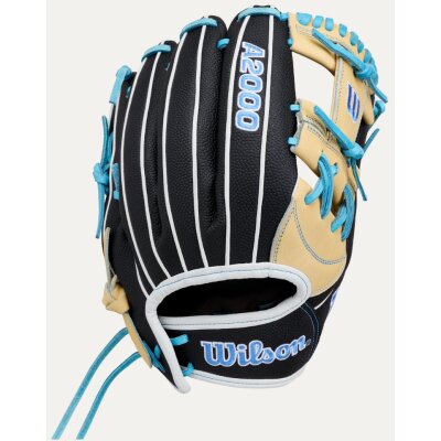 2027 Wilson A2000 FP1175SS 11.75" Fastpitch WBG06601RT1175